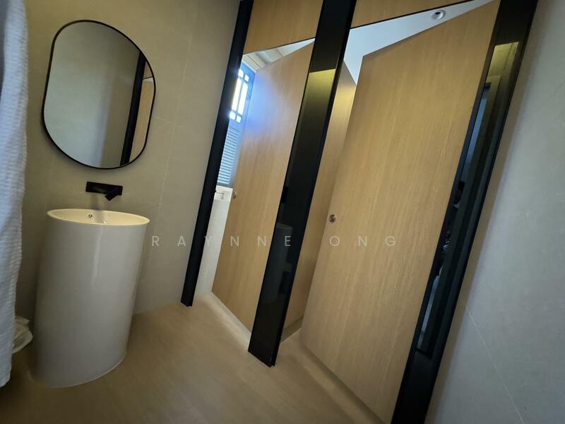 Teo hong, , 4,859 sqft, Shop / Shophouse For Sale, by Raynne Ong, 60063911 - Bathroom - CommercialGuru.com.sg