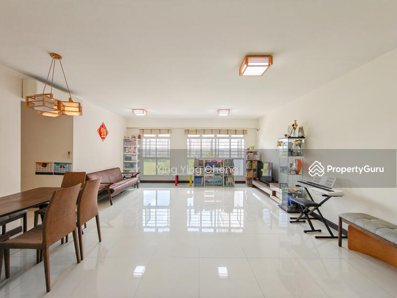 Spacious Living and Dining 