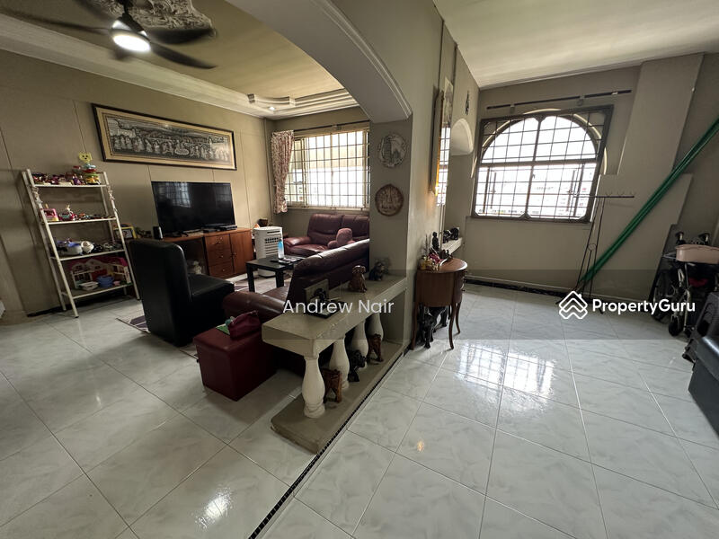 For Sale - 437 Hougang Avenue 8