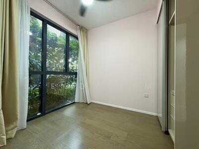 For Sale - Parc Esta