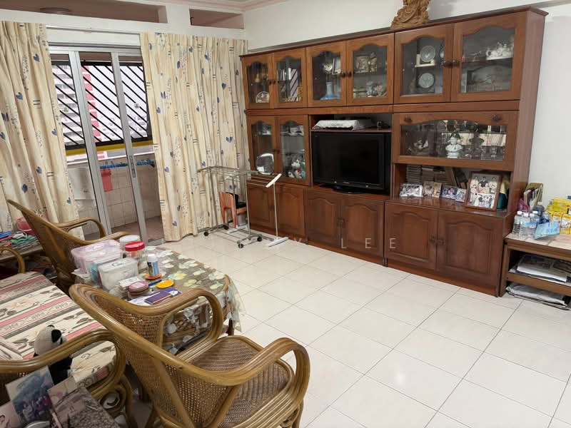 Neptune Court, 9 Marine Vista, 3 Bedrooms, 1,270 sqft, Condominium For Sale, by Johnny Lee, 60064349 - Living Room - PropertyGuru.com.sg