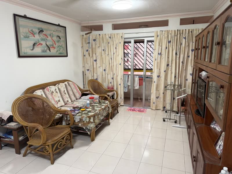 Neptune Court, 9 Marine Vista, 3 Bedrooms, 1,270 sqft, Condominium For Sale, by Johnny Lee, 60064349 - Living Room - PropertyGuru.com.sg