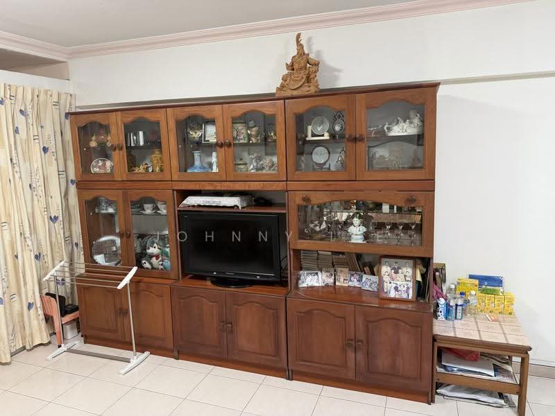 Neptune Court, 9 Marine Vista, East Coast / Marine Parade, 3 Bedrooms, 1,270 sqft, Condominium For Sale, by Johnny Lee, 60064349 - Living Room - PropertyGuru.com.sg
