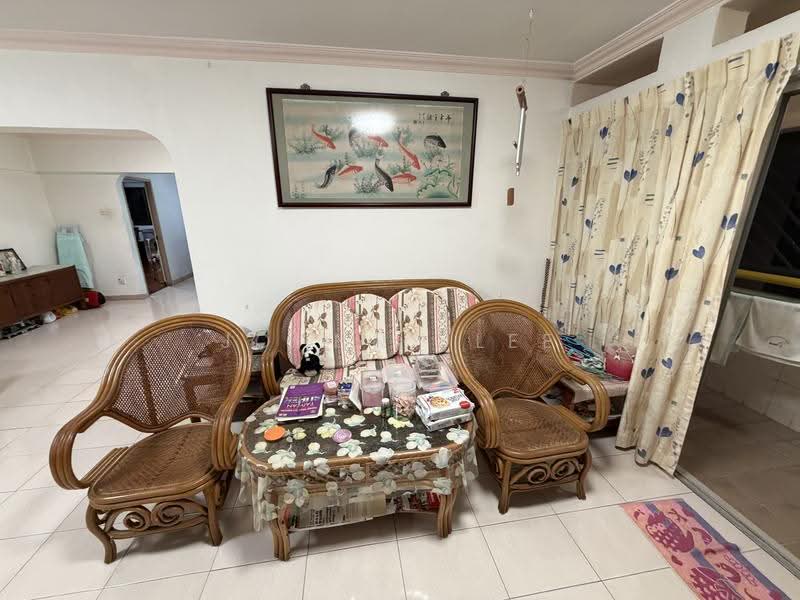 Neptune Court, 9 Marine Vista, East Coast / Marine Parade, 3 Bedrooms, 1,270 sqft, Condominium For Sale, by Johnny Lee, 60064349 - Living Room - PropertyGuru.com.sg