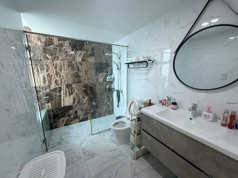 Lakeholmz, 82 Corporation Road, 5 Bedrooms, 2,454 sqft, Condominium For Sale, by Rocky Tan, 60064365 - PropertyGuru.com.sg
