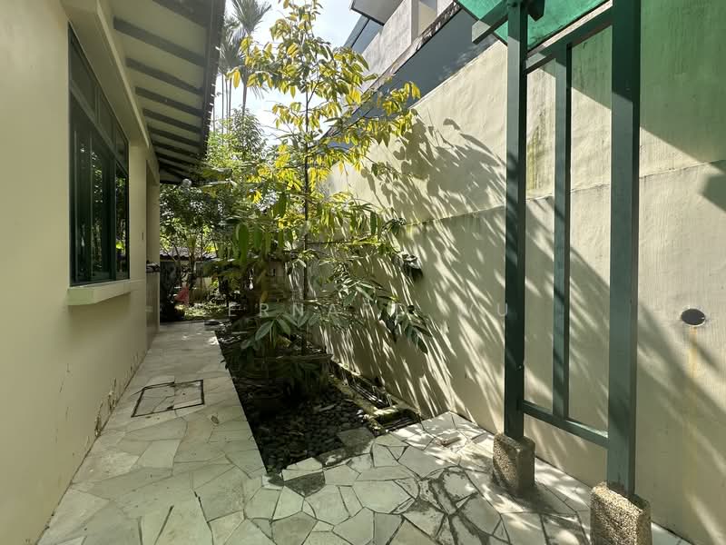 Watten Estate Road, Watten Estate Road, 5 Bedrooms, 5,000 sqft, Bungalow House For Sale, by Bernard Wu, 60064506 - Exterior - PropertyGuru.com.sg