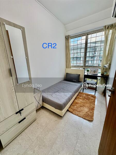 CR2
