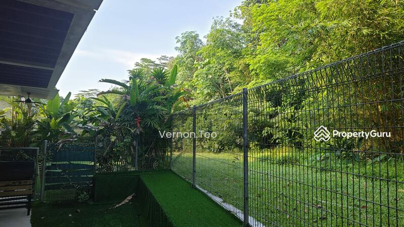 For Sale - QUIET FOREST SINGLE PLOT MULTI GEN FAMILY HOME