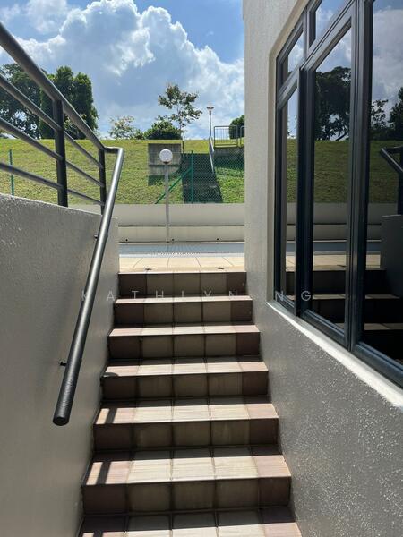 Le Wilkie, 68 Wilkie Road, 1 Bedroom, 613 sqft, Condominium For Rent, by Kathlyn Ng, 60064575 - Stairs - PropertyGuru.com.sg
