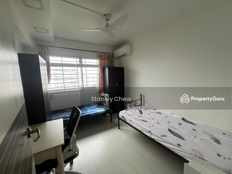 For Rent - 882 Woodlands Street 82