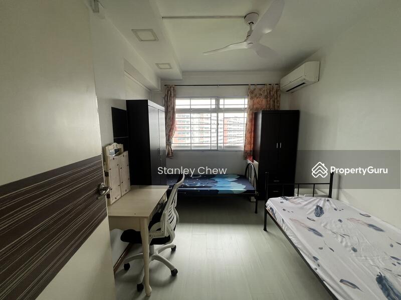 For Rent - 882 Woodlands Street 82