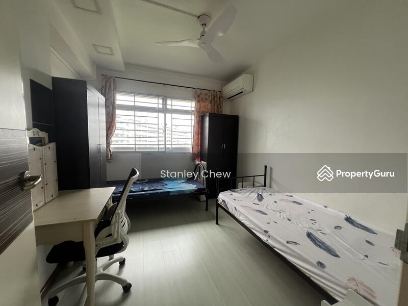 For Rent - 882 Woodlands Street 82
