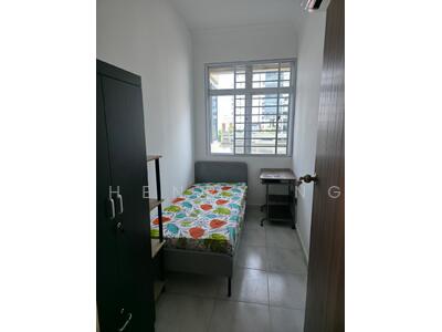 For Rent - Summer Green