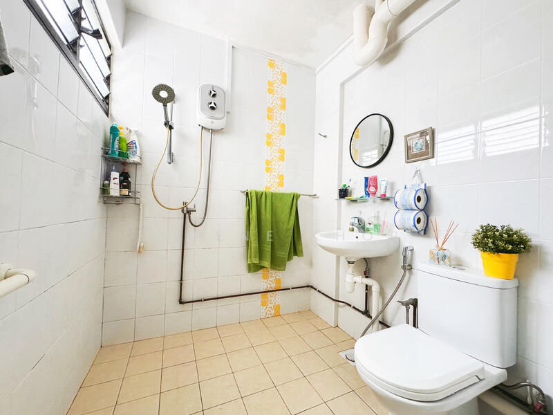 For Sale - 243 Bukit Batok East Avenue 5