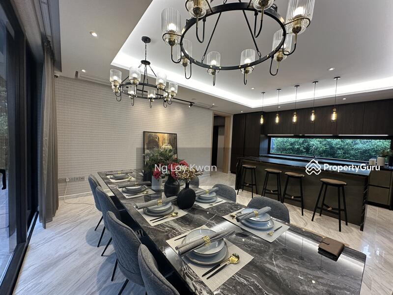 For Sale - ⭐️Luxurious Brand New Detached, Designer ID @ Sommerville Walk⭐️