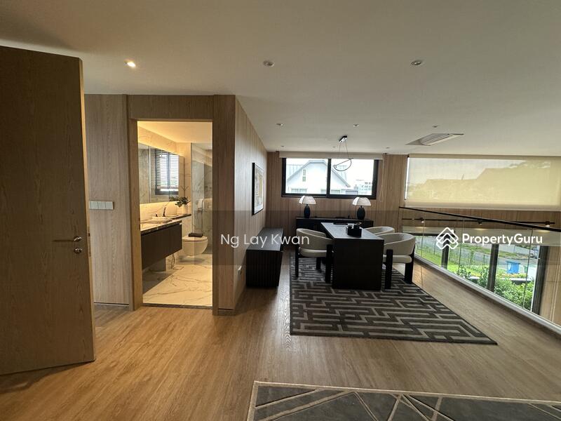For Sale - ⭐️Luxurious Brand New Detached, Designer ID @ Sommerville Walk⭐️