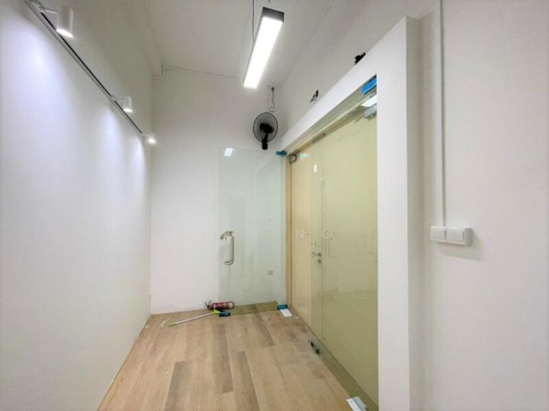 Woodlands 11, 11 Woodlands Close, 900 sqft, Light Industrial (B1) For Rent, by Joe Ng, 60065166 - CommercialGuru.com.sg