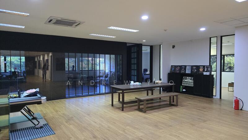Alexandra, , 42,130 sqft, Light Industrial (B1) For Sale, by Andrew Yeo, 60065187 - Manager Rooms - CommercialGuru.com.sg