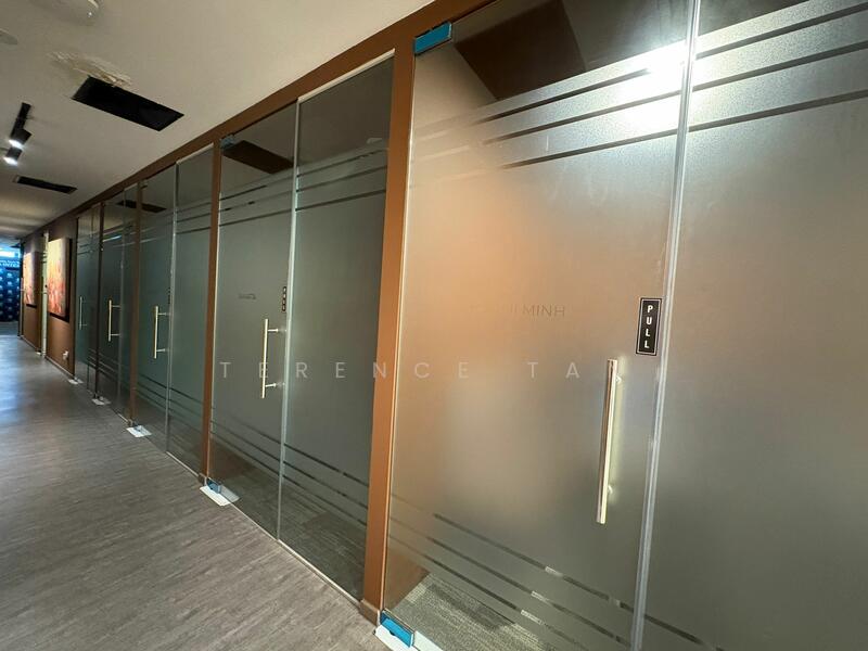 Lhk3 Building, 8 New Industrial Road, 4,069 sqft, Light Industrial (B1) For Sale, by Terence Tan, 60065410 - Meeting Rooms - CommercialGuru.com.sg