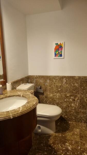 Powder room