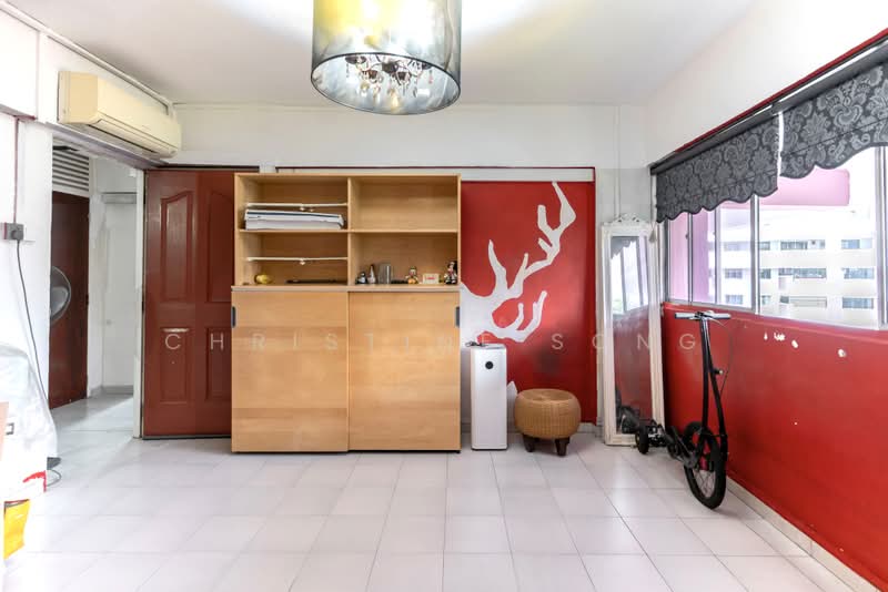 450 Jurong West Street 42, 450 Jurong West Street 42, 3 Bedrooms, 1,152 sqft, HDB Flat For Sale, by Christine Song, 60065834 - Bedroom - PropertyGuru.com.sg