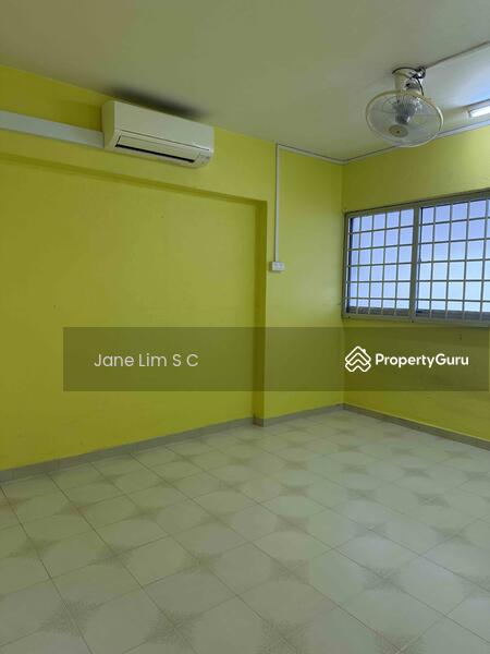Common Bedroom