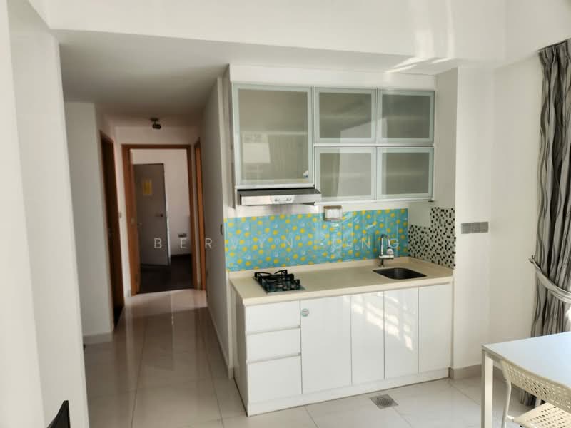 La Brisa, 50 Lorong 28 Geylang, 2 Bedrooms, 560 sqft, Condominium For Rent, by Bervyn Ong, 60066068 - Kitchen - PropertyGuru.com.sg