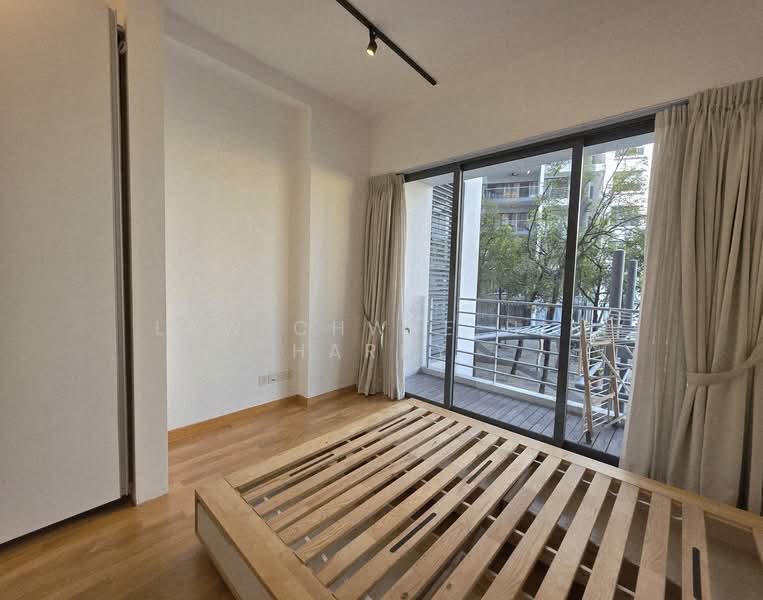 The Pier at Robertson, 80 Mohamed Sultan Road, 2 Bedrooms, 1,055 sqft, Apartment For Sale, by Law Chwee Hin Harry, 60066168 - Master Bedroom - PropertyGuru.com.sg