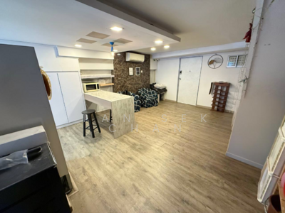 For Sale - People's Park Complex