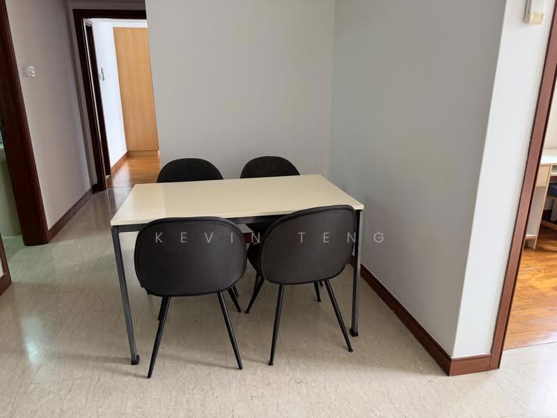 The Mayfair, 5 Jurong East Street 32, Boon Lay / Jurong / Tuas, 2 Bedrooms, 893 sqft, Condominium For Sale, by Kevin Teng, 60066222 - Dining - PropertyGuru.com.sg