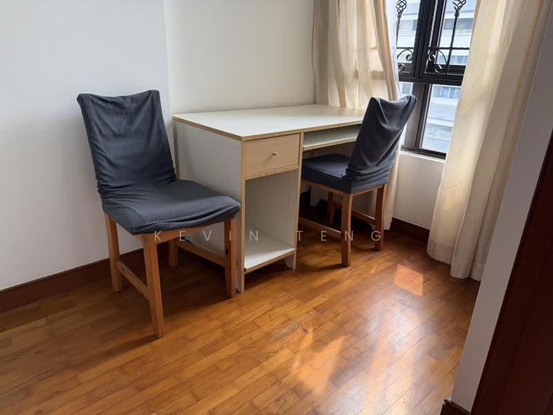 The Mayfair, 5 Jurong East Street 32, Boon Lay / Jurong / Tuas, 2 Bedrooms, 893 sqft, Condominium For Sale, by Kevin Teng, 60066222 - Study room - PropertyGuru.com.sg