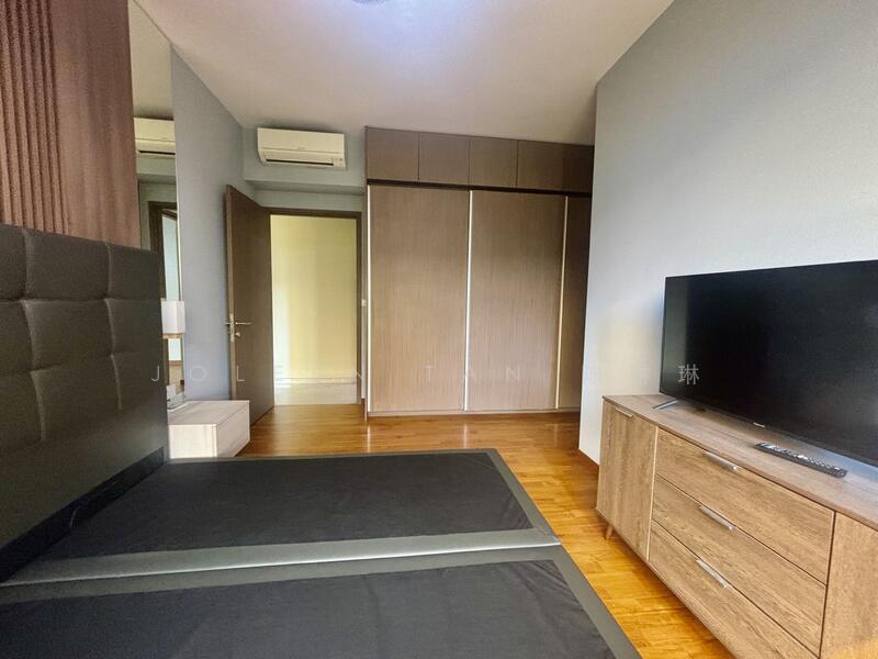 Seaside Residences Apartment For Sale at S$ 2,400,000 | PropertyGuru Singapore - Master room , huge wardrobe 