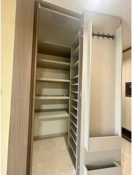 Seaside Residences, 10 Siglap Link, 3 Bedrooms, 1,023 sqft, Apartment For Sale, by Joleen Tan 陈琳琳, 60066236 - Living Closet - PropertyGuru.com.sg