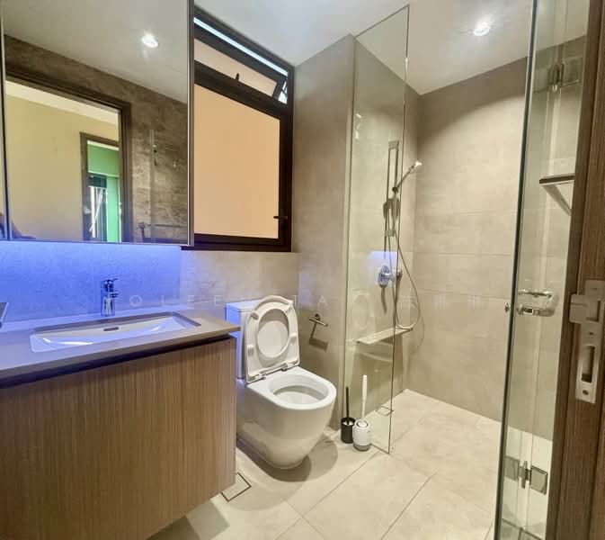 Seaside Residences, 10 Siglap Link, 3 Bedrooms, 1,023 sqft, Apartment For Sale, by Joleen Tan 陈琳琳, 60066236 - Bathroom - PropertyGuru.com.sg