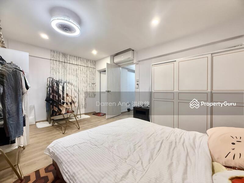 For Sale - 221 Bukit Batok East Avenue 3