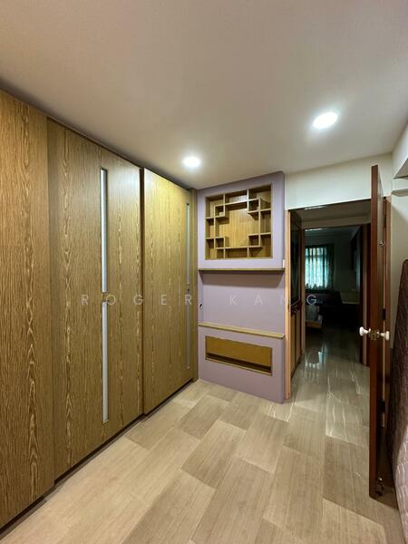 369 Tampines Street 34, 369 Tampines Street 34, 3 Bedrooms, 1,302 sqft, HDB Flat For Rent, by Roger Kang, 60066490 - Hallway - PropertyGuru.com.sg