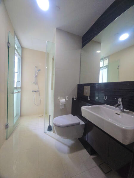 Eon Shenton, 70 Shenton Way, 1,109 sqft, Office For Sale, by Michael Lau, 60066536 - CommercialGuru.com.sg