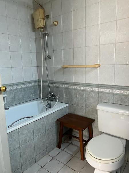 Monarchy Apartments, 51 Mandalay Road, Newton / Novena, Room Rental, 130 sqft, Apartment For Rent, by Carol Lim, 60066716 - Bathroom - PropertyGuru.com.sg