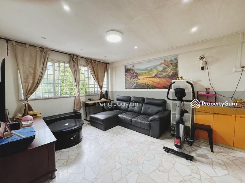 For Sale - 711 Woodlands Drive 70