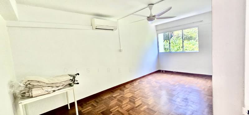 32 Holland Close, 32 Holland Close, 2 Bedrooms, 720 sqft, HDB Flat For Rent, by Desiree Ang, 60066800 - Bedroom - PropertyGuru.com.sg