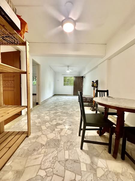 32 Holland Close, 32 Holland Close, 2 Bedrooms, 720 sqft, HDB Flat For Rent, by Desiree Ang, 60066800 - Dining Room - PropertyGuru.com.sg