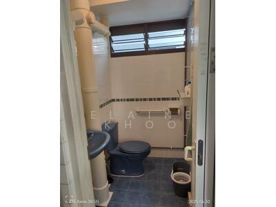 For Sale - 427 Clementi Avenue 3