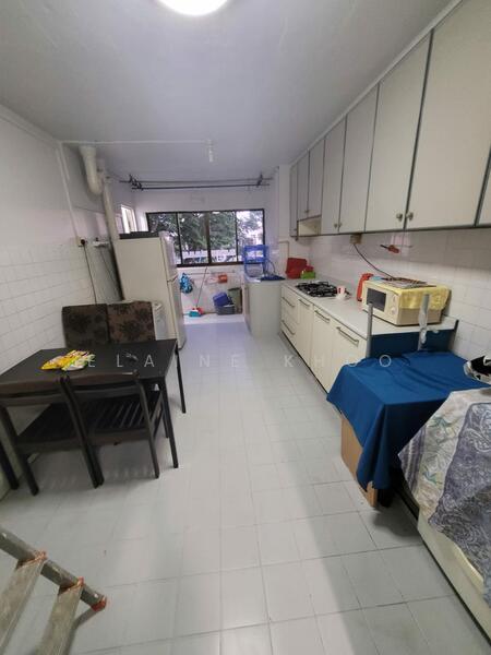 For Sale - 427 Clementi Avenue 3