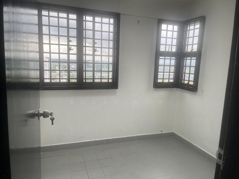211 Boon Lay Place, 211 Boon Lay Place, 2 Bedrooms, 796 sqft, HDB Flat For Rent, by Susan Koh, 60067235 - PropertyGuru.com.sg
