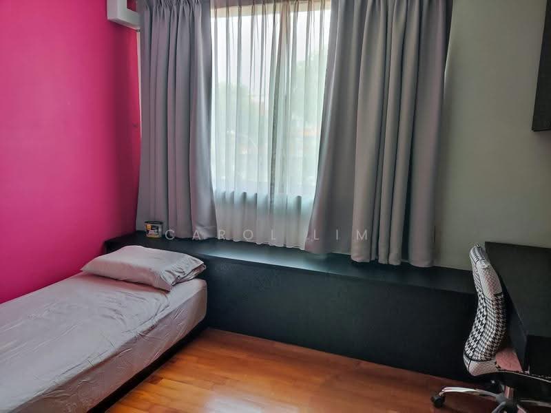 Lynnsville 331, Pasir Panjang Road, Buona Vista / West Coast / Clementi New Town, Room Rental, 110 sqft, Terraced House For Rent, by Carol Lim, 60067255 - Bedroom - PropertyGuru.com.sg