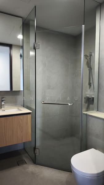 JadeScape Condominium For Sale at S$ 1,798,888 | PropertyGuru Singapore - Common Bathroom