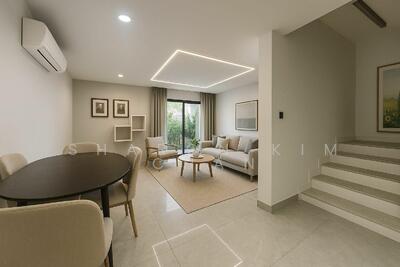 For Sale - ⭐️⭐️LANDED7772@ 2-storey terrace at braddell estate