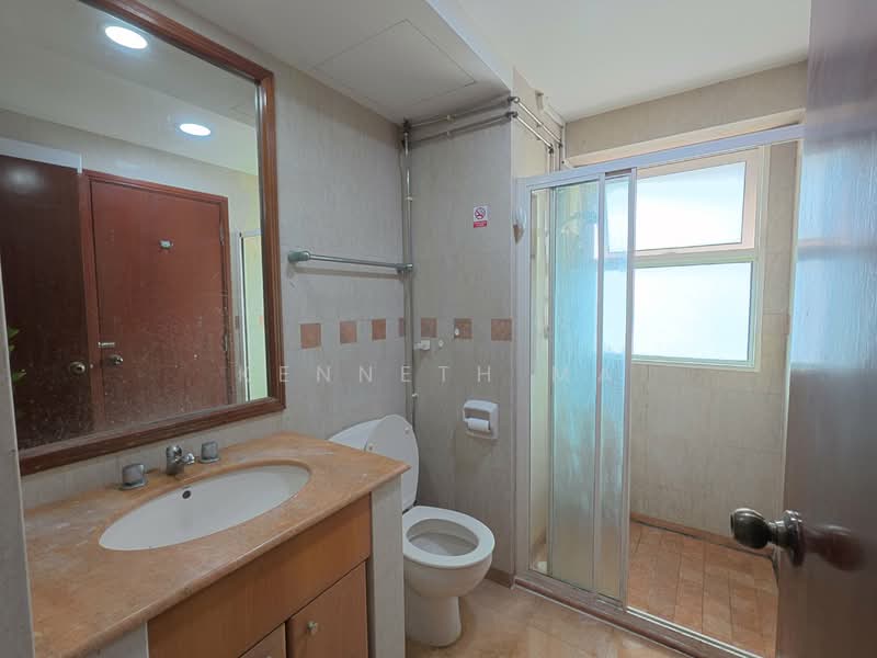 Evergreen Park, 35 Hougang Avenue 7, Room Rental, 150 sqft, Condominium For Rent, by Kenneth Ma, 60067433 - Bathroom - PropertyGuru.com.sg