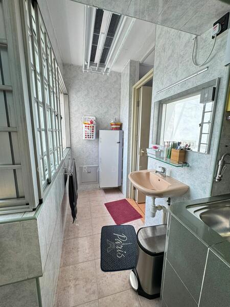 426 Tampines Street 41 HDB Flat For Sale at S$ 950,000 | PropertyGuru Singapore