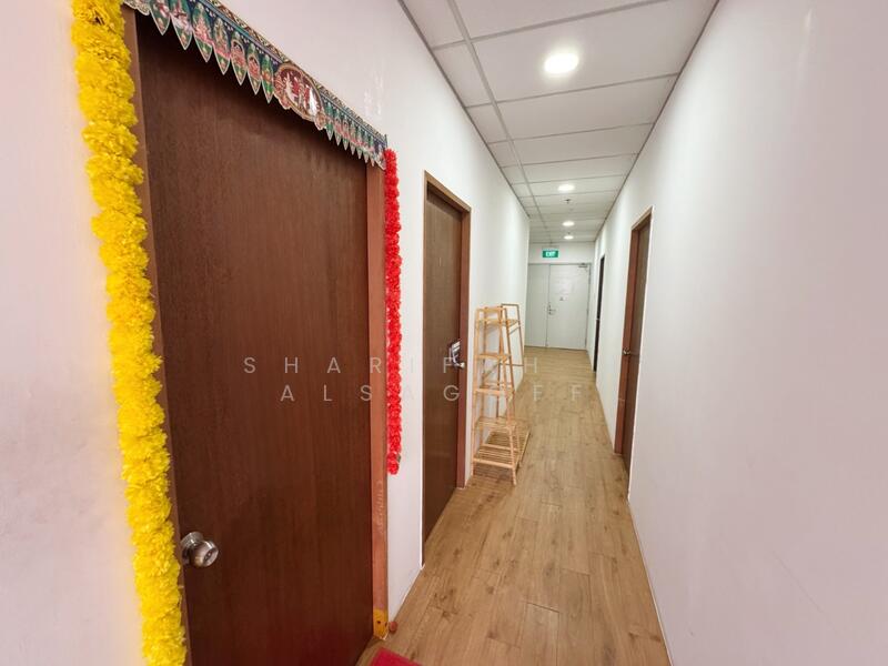 Pioneer Junction, 3 Soon Lee Street, 1,507 sqft, Factory / Workshop (B2) For Sale, by Sharifah M Alsagoff, 60068045 - Hallway - CommercialGuru.com.sg